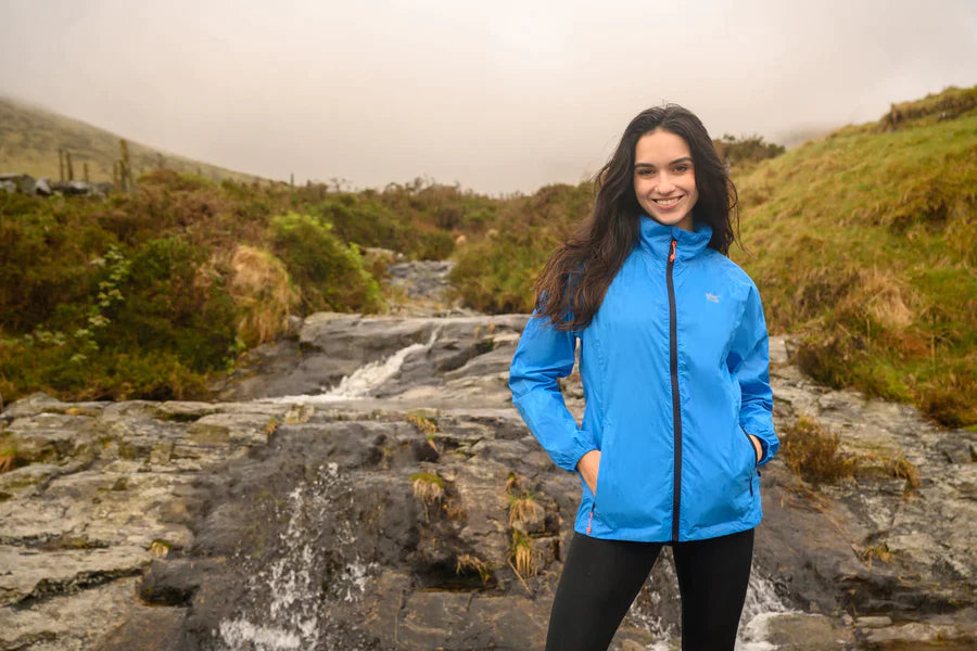 Foldable clearance jacket travel